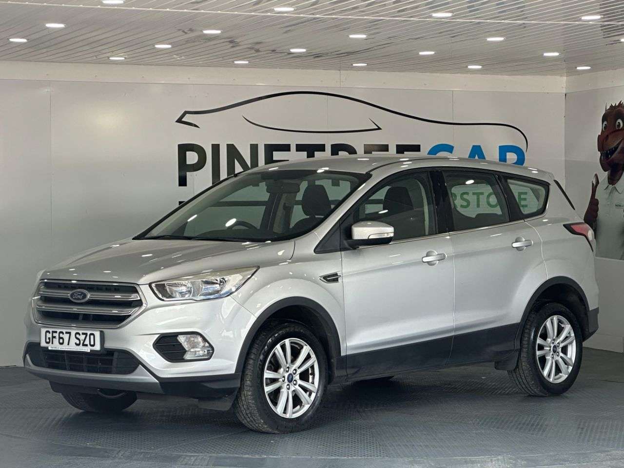 A 2017 FORD KUGA 1.5T EcoBoost Zetec SUV 5dr Petrol Manual Euro 6 (s/s) (120 ps) A 2017 FORD KUGA 1.5T EcoBoost Zetec SUV 5dr Petrol Manual Euro 6 (s/s) (120 ps)