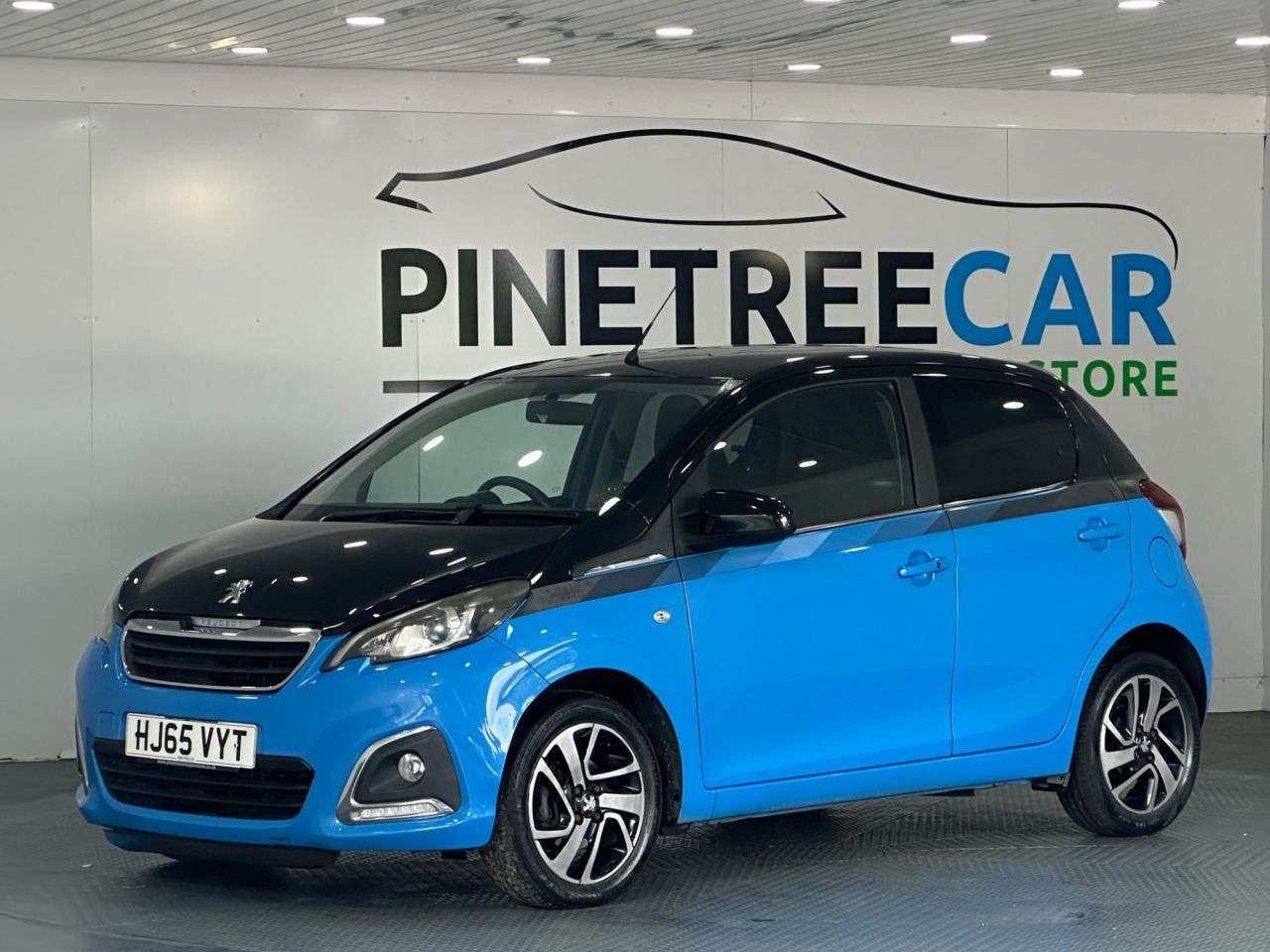 A 2015 PEUGEOT 108 1.2 PureTech Allure Hatchback 5dr Petrol Manual Euro 6 (82 ps) A 2015 PEUGEOT 108 1.2 PureTech Allure Hatchback 5dr Petrol Manual Euro 6 (82 ps)
