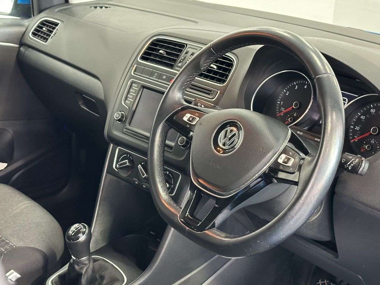 2016 VOLKSWAGEN POLO 2016 VOLKSWAGEN POLO