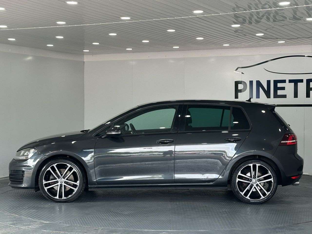 2016 VOLKSWAGEN GOLF 2016 VOLKSWAGEN GOLF