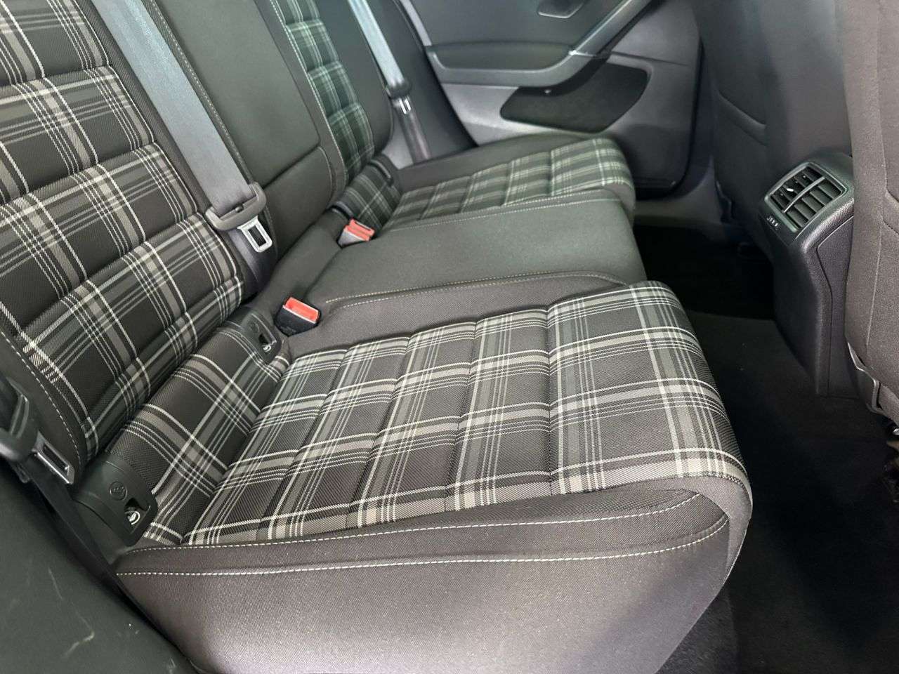 2016 VOLKSWAGEN GOLF 2016 VOLKSWAGEN GOLF