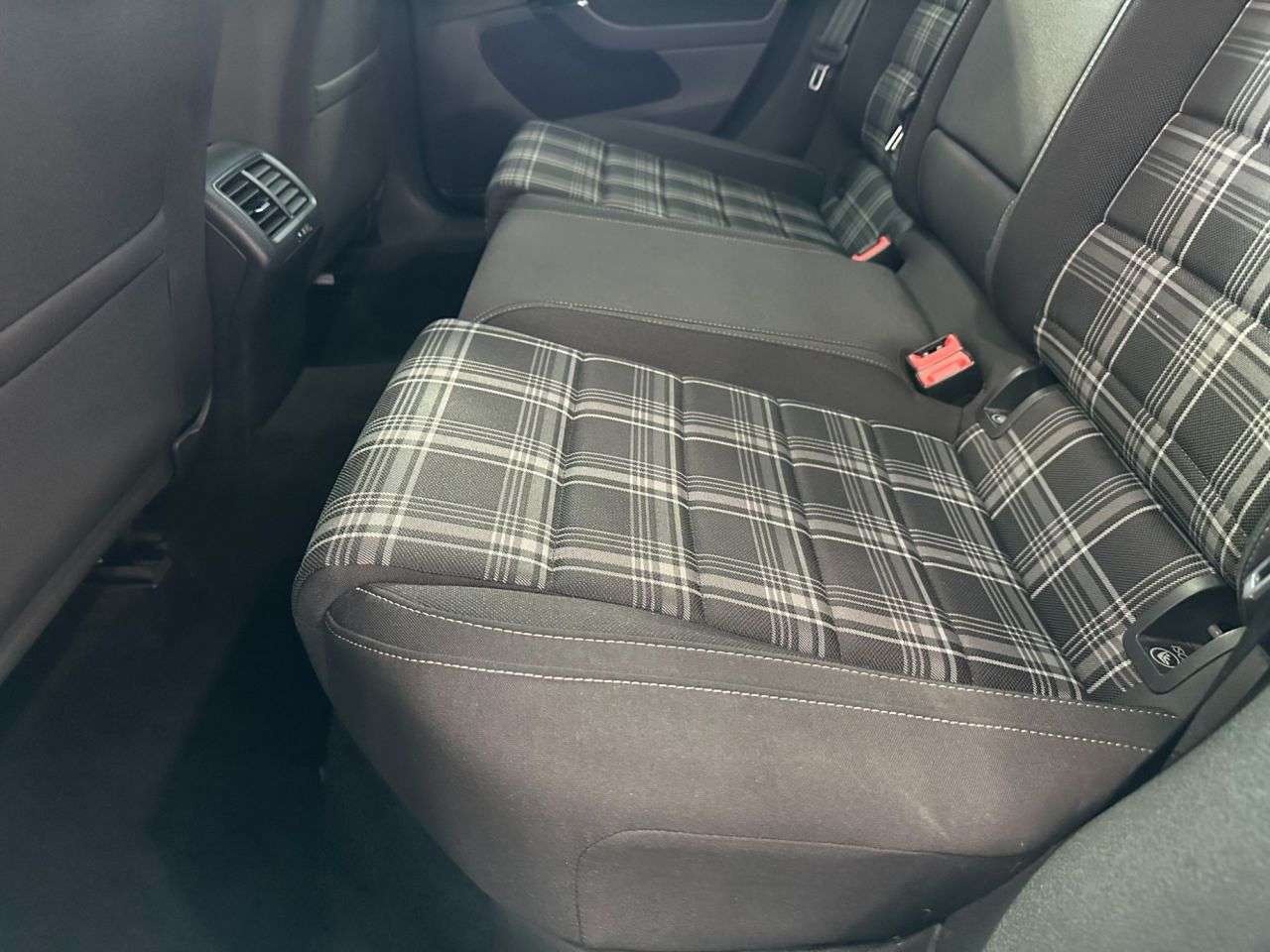 2016 VOLKSWAGEN GOLF 2016 VOLKSWAGEN GOLF