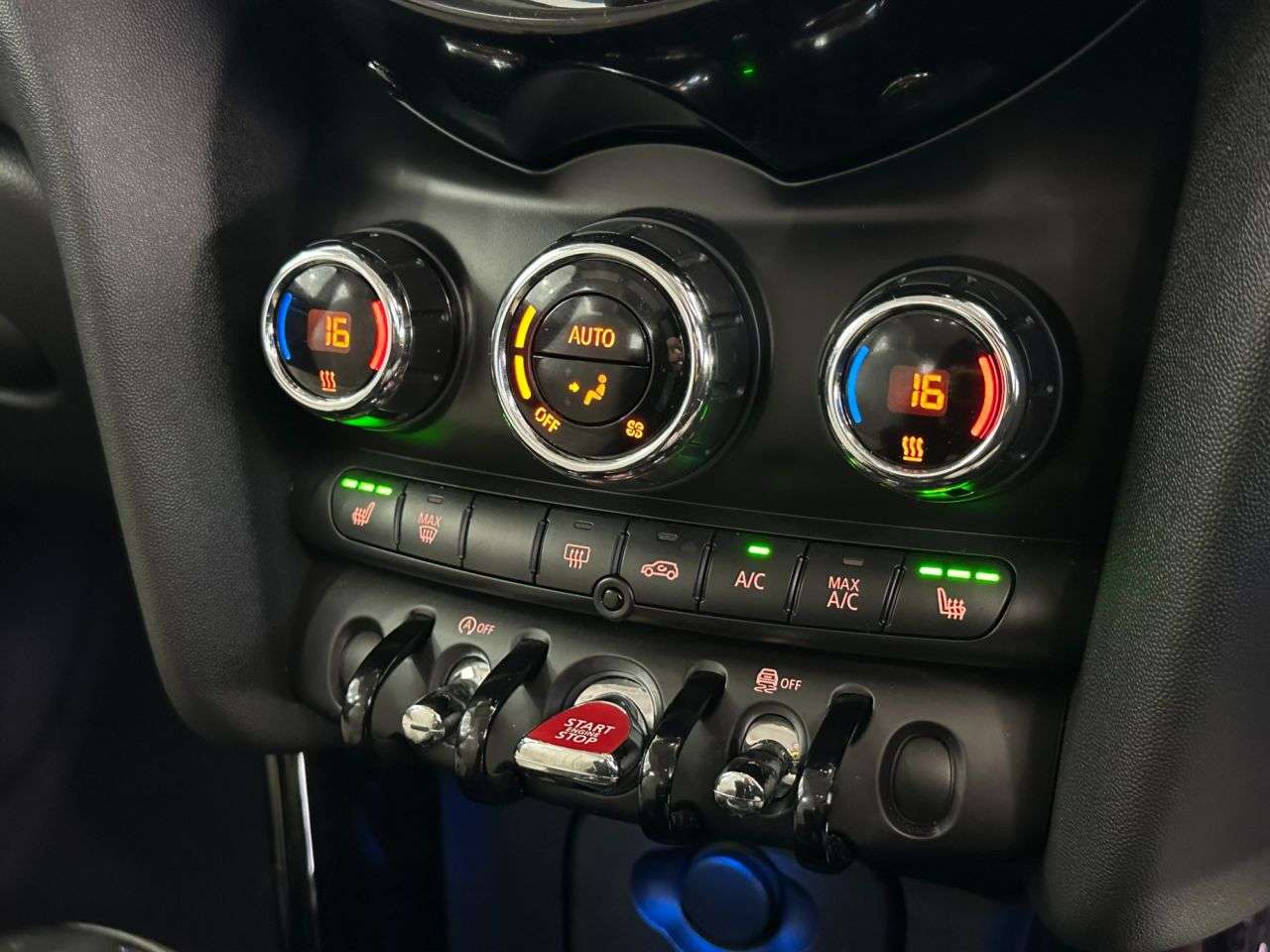 2018 MINI HATCH 2018 MINI HATCH