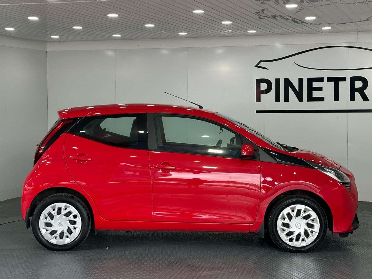 2021 TOYOTA AYGO 2021 TOYOTA AYGO
