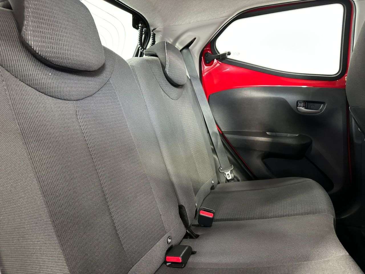 2021 TOYOTA AYGO 2021 TOYOTA AYGO