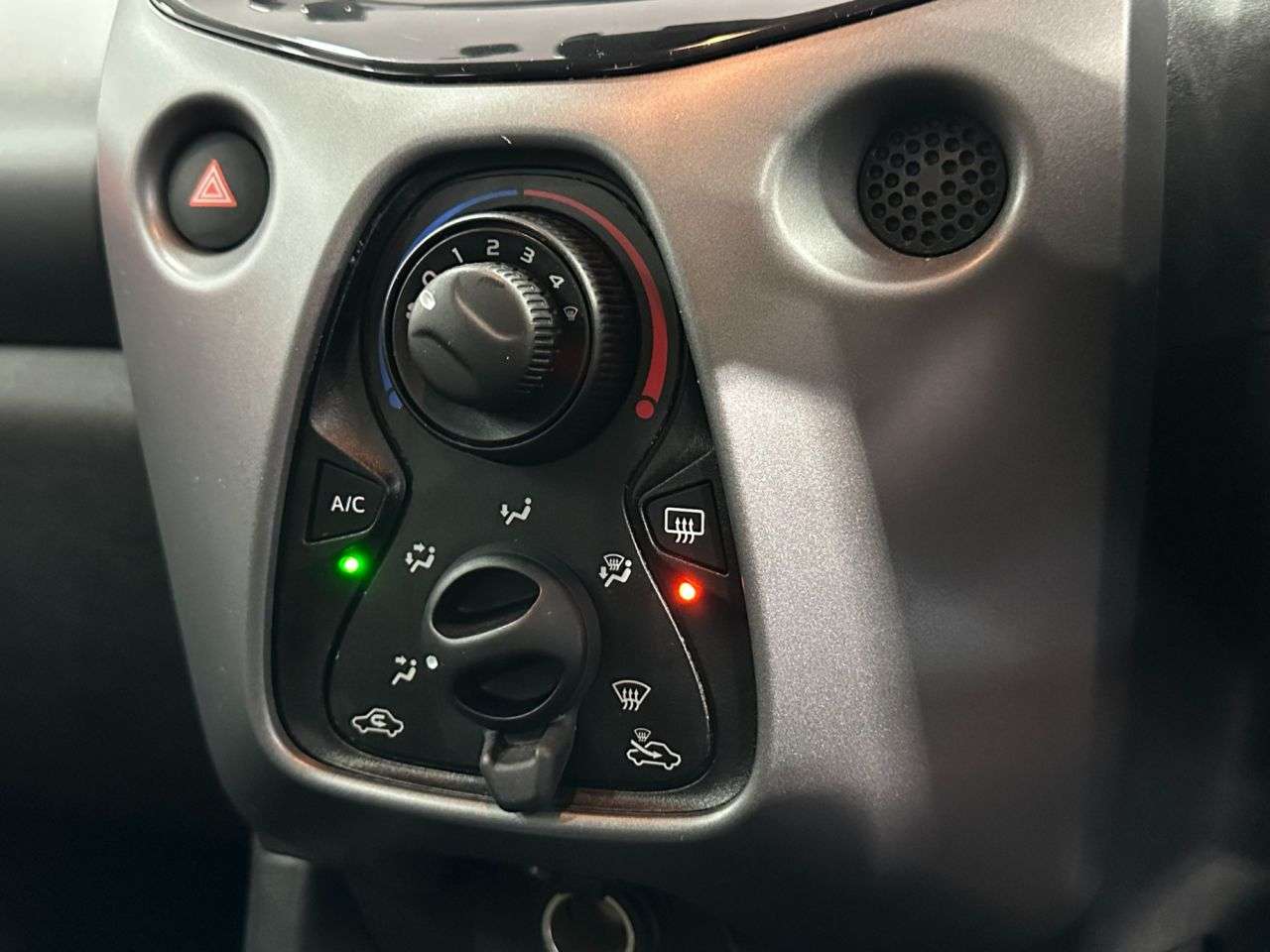 2021 TOYOTA AYGO 2021 TOYOTA AYGO