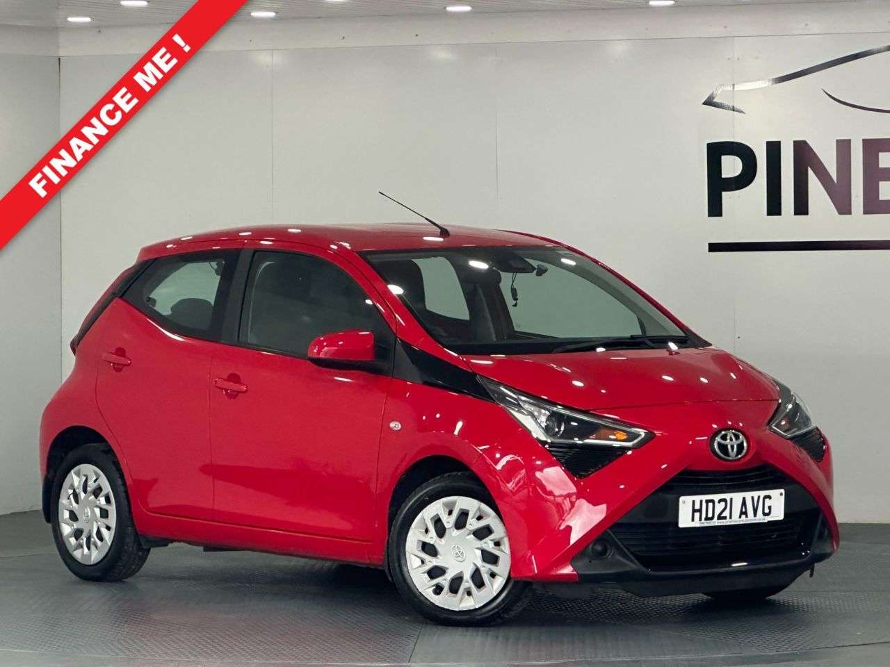 A 2021 TOYOTA AYGO 1.0 VVT-i x-play Hatchback 5dr Petrol x-shift Euro 6 (Safety Sense) (71 ps) A 2021 TOYOTA AYGO 1.0 VVT-i x-play Hatchback 5dr Petrol x-shift Euro 6 (Safety Sense) (71 ps)