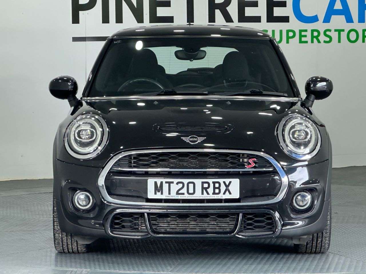 A 2020 MINI HATCH 2.0 Cooper S Sport Hatchback 3dr Petrol Steptronic Euro 6 (s/s) (192 ps) A 2020 MINI HATCH 2.0 Cooper S Sport Hatchback 3dr Petrol Steptronic Euro 6 (s/s) (192 ps)