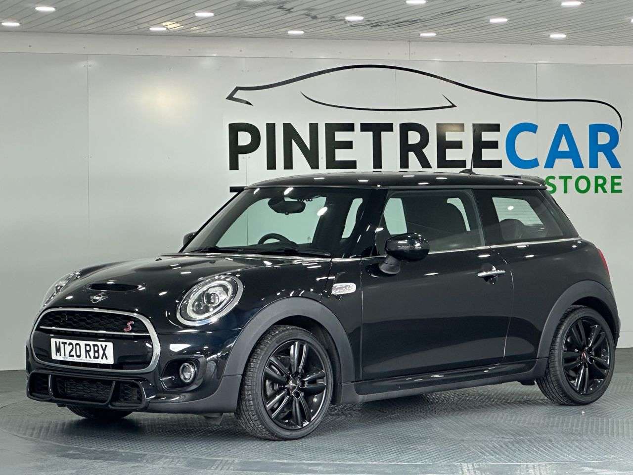 A 2020 MINI HATCH 2.0 Cooper S Sport Hatchback 3dr Petrol Steptronic Euro 6 (s/s) (192 ps) A 2020 MINI HATCH 2.0 Cooper S Sport Hatchback 3dr Petrol Steptronic Euro 6 (s/s) (192 ps)