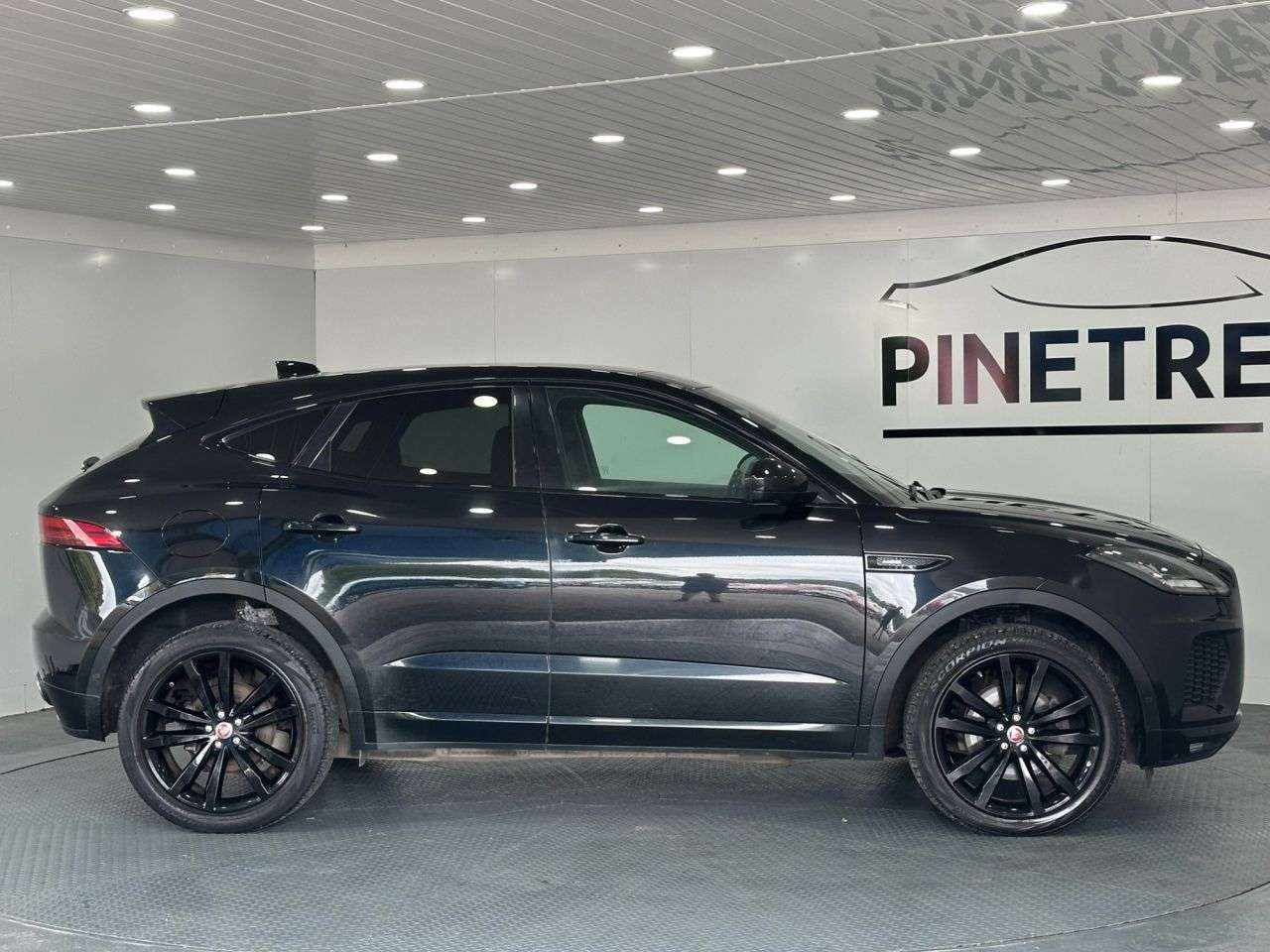 2019 JAGUAR E-PACE 2019 JAGUAR E-PACE