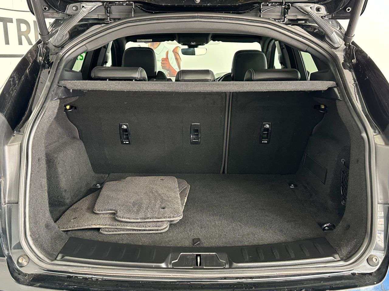 2019 JAGUAR E-PACE 2019 JAGUAR E-PACE