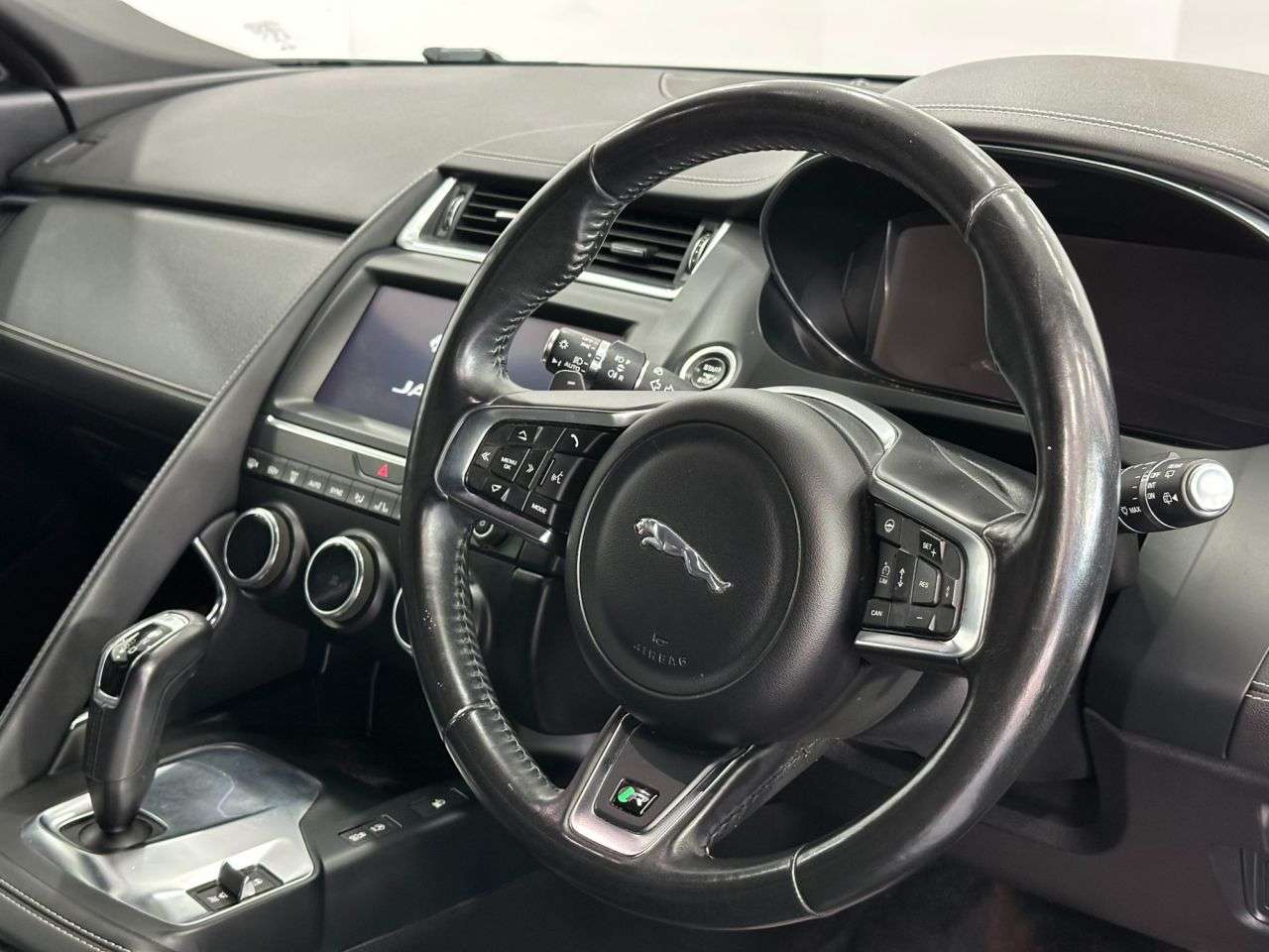 2019 JAGUAR E-PACE 2019 JAGUAR E-PACE