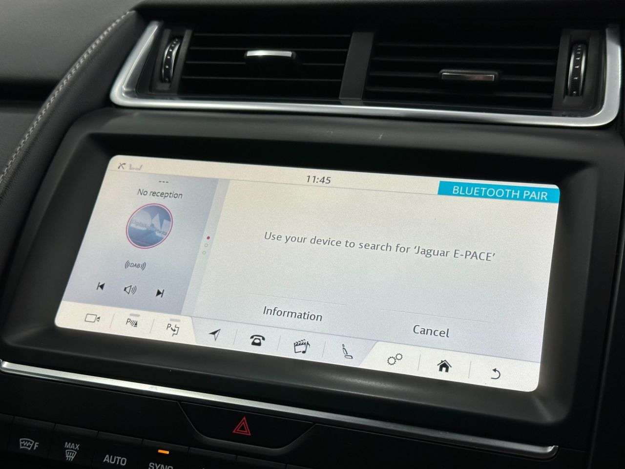 2019 JAGUAR E-PACE 2019 JAGUAR E-PACE