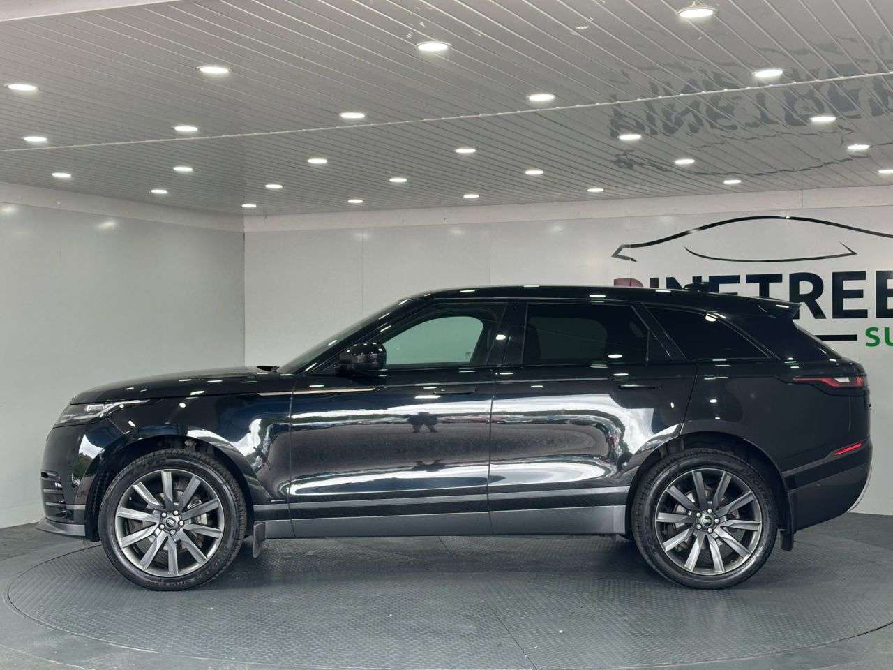2018 LAND ROVER RANGE ROVER VELAR 2018 LAND ROVER RANGE ROVER VELAR