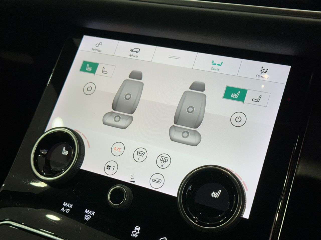 2018 LAND ROVER RANGE ROVER VELAR 2018 LAND ROVER RANGE ROVER VELAR