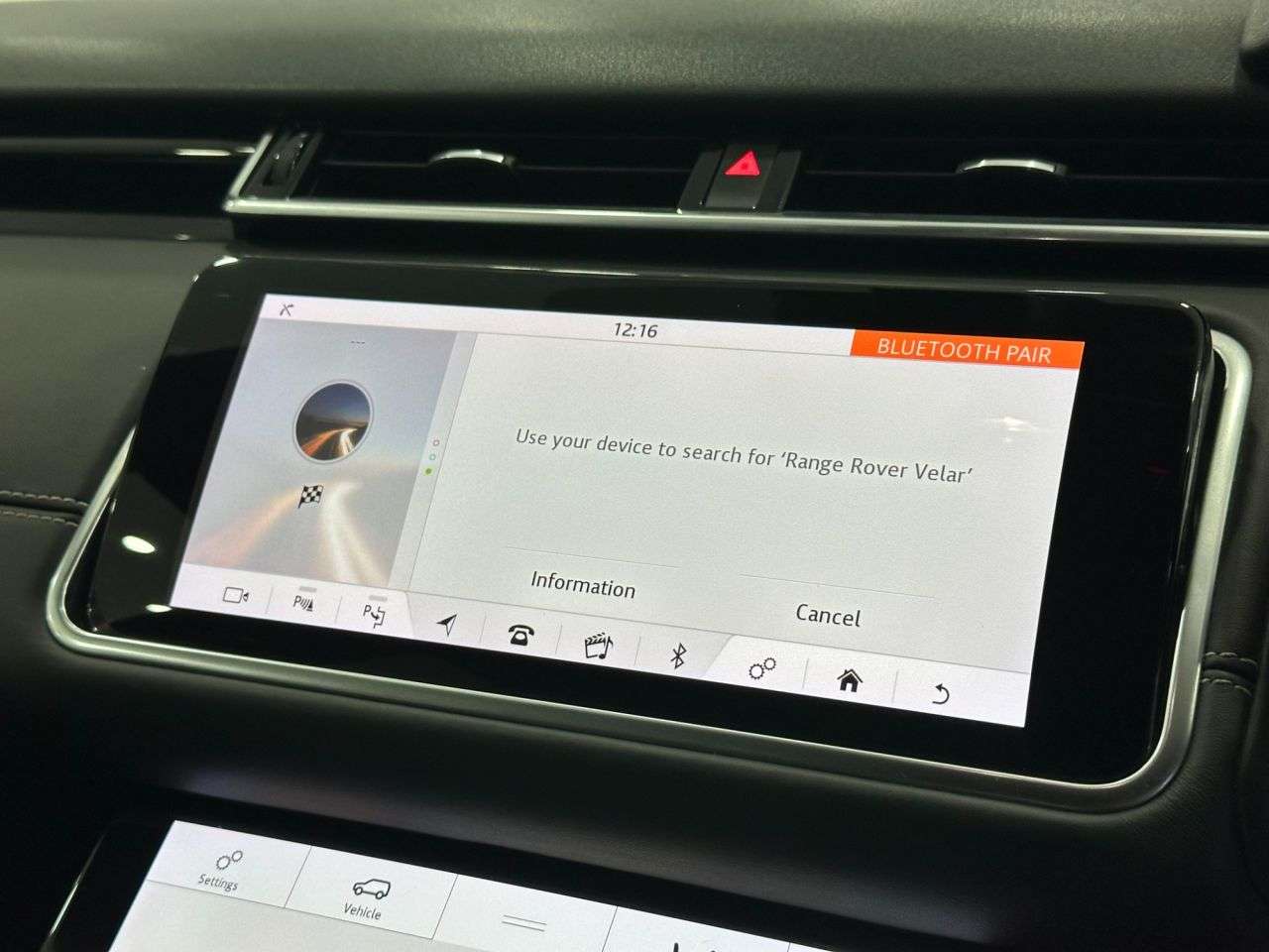 2018 LAND ROVER RANGE ROVER VELAR 2018 LAND ROVER RANGE ROVER VELAR