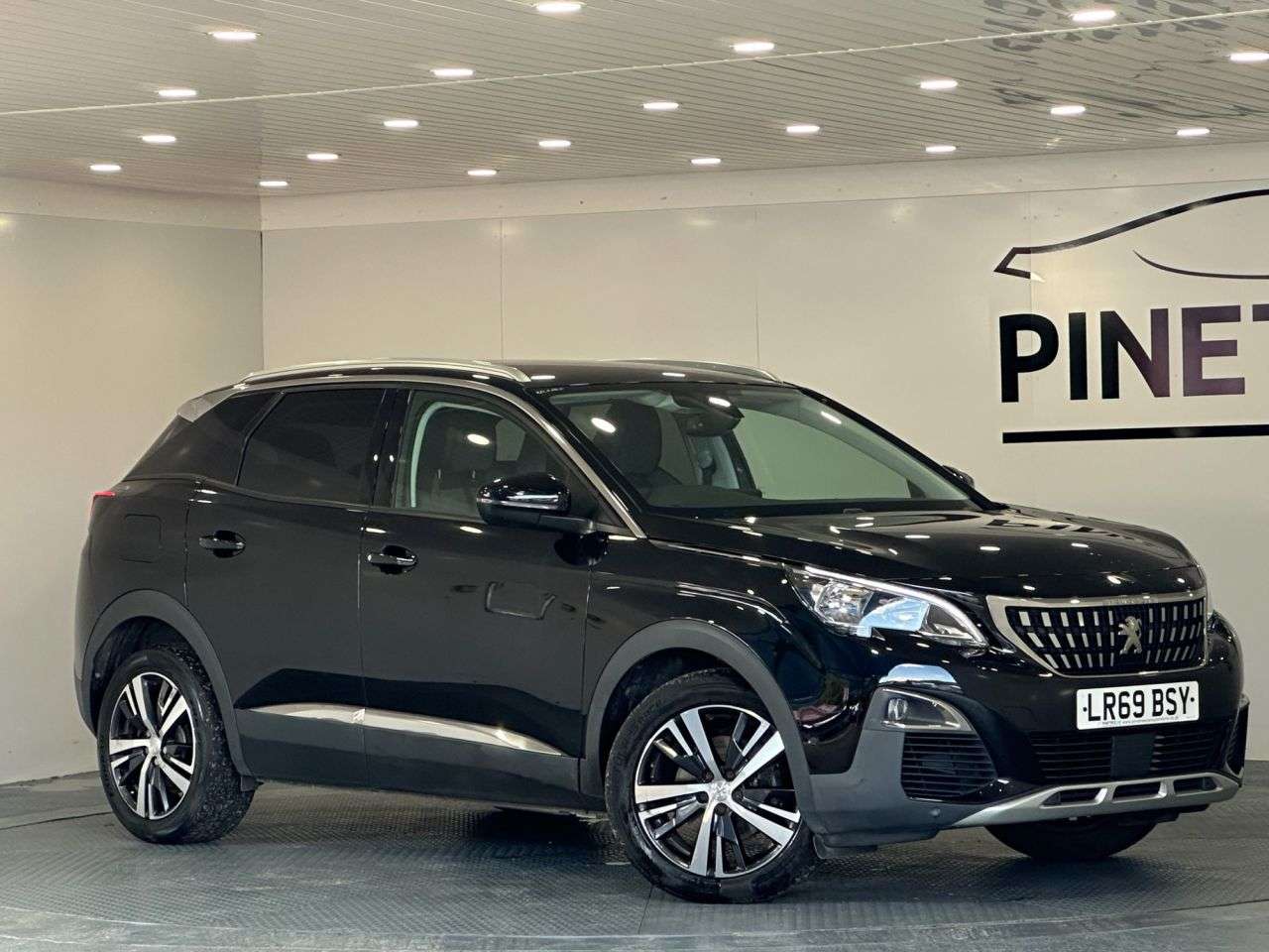 A 2019 PEUGEOT 3008 1.2 PureTech Allure SUV 5dr Petrol Manual Euro 6 (s/s) (130 ps) A 2019 PEUGEOT 3008 1.2 PureTech Allure SUV 5dr Petrol Manual Euro 6 (s/s) (130 ps)