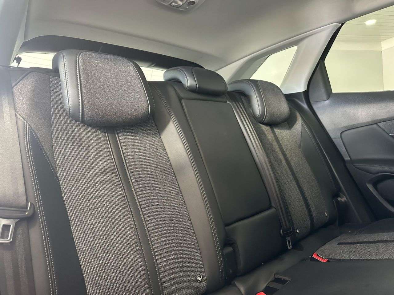 2019 PEUGEOT 3008 2019 PEUGEOT 3008