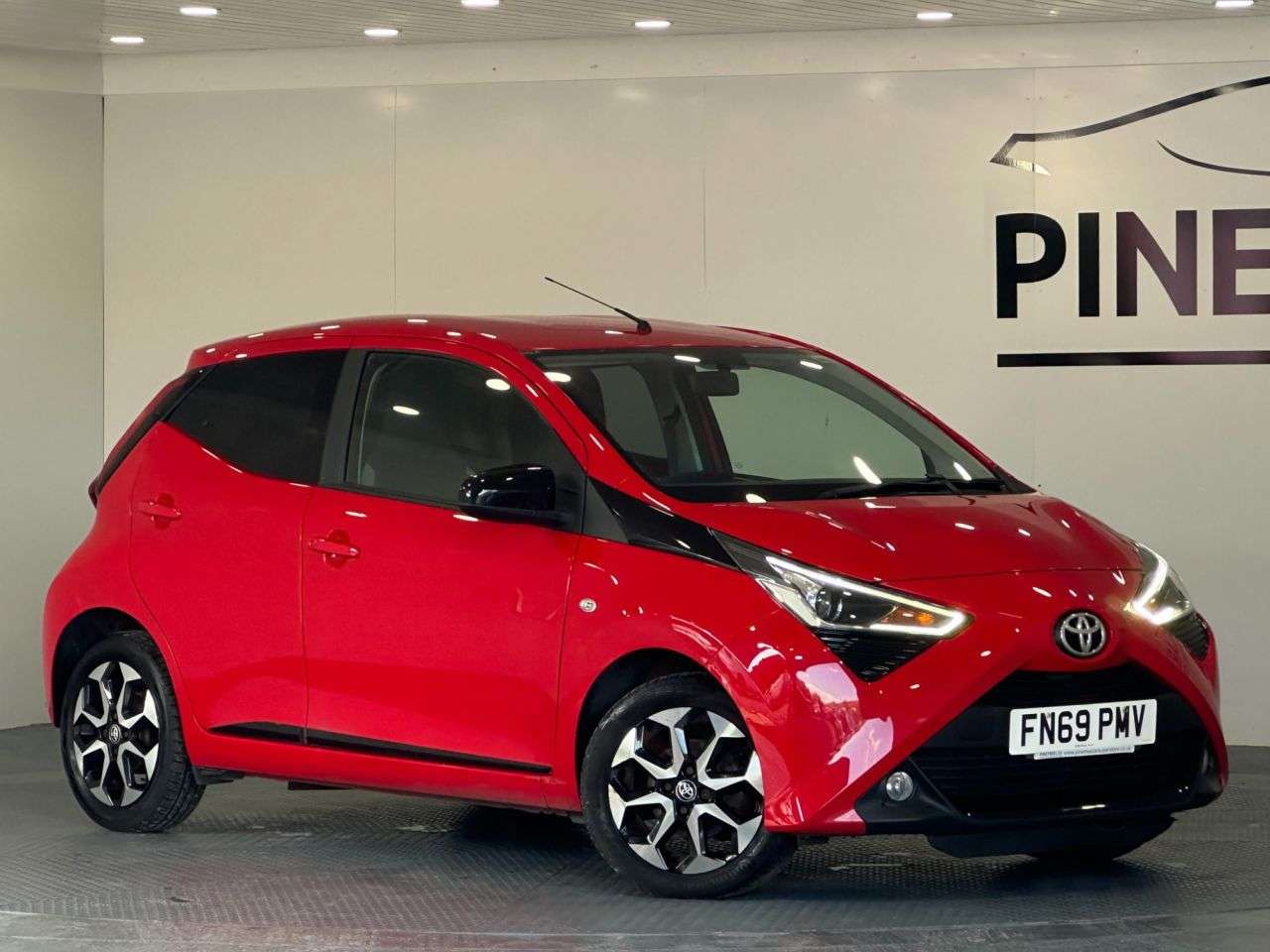 A 2019 TOYOTA AYGO 1.0 VVT-i x-trend Hatchback 5dr Petrol Manual Euro 6 (71 ps) A 2019 TOYOTA AYGO 1.0 VVT-i x-trend Hatchback 5dr Petrol Manual Euro 6 (71 ps)