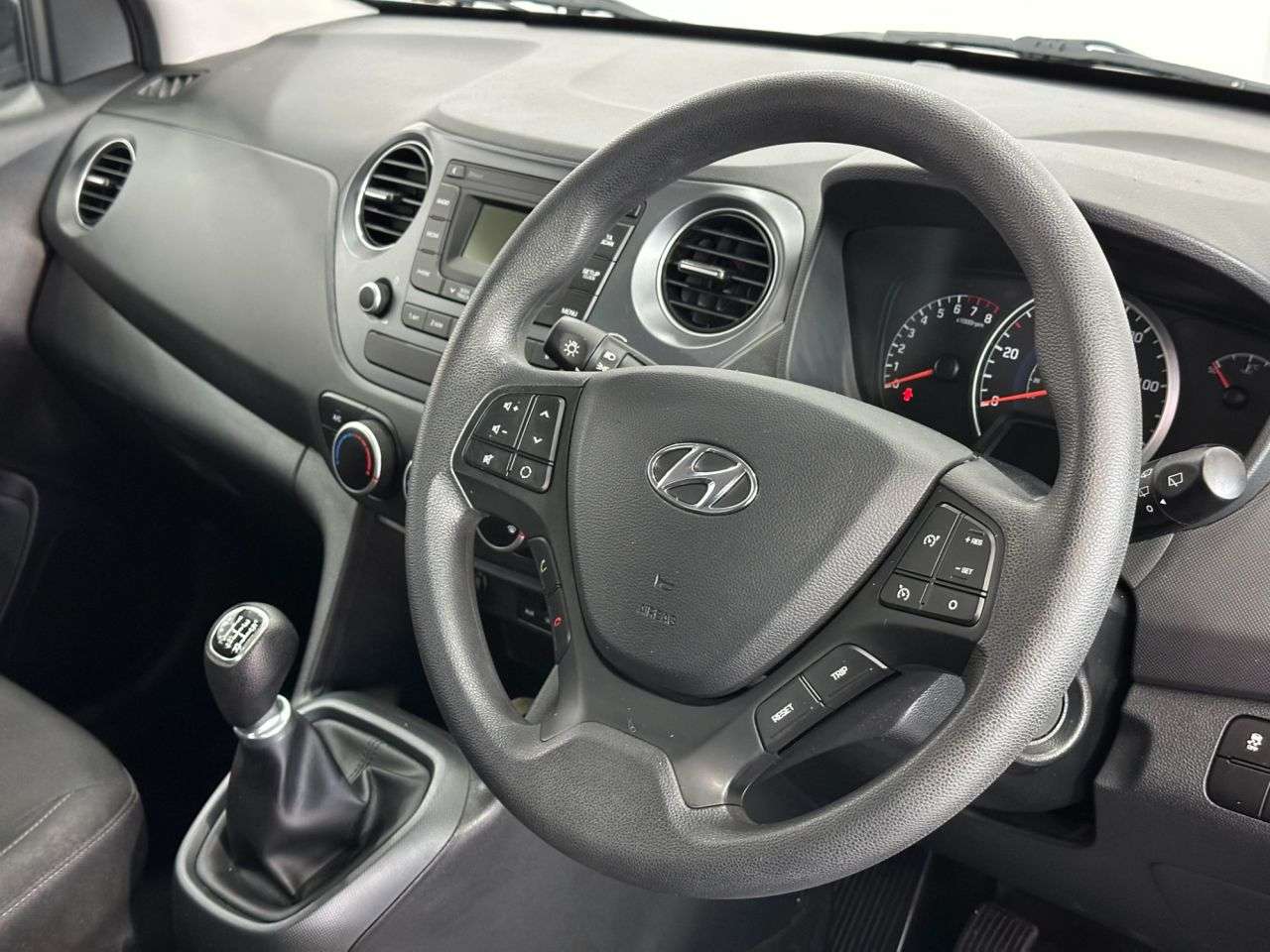 2017 HYUNDAI I10 2017 HYUNDAI I10
