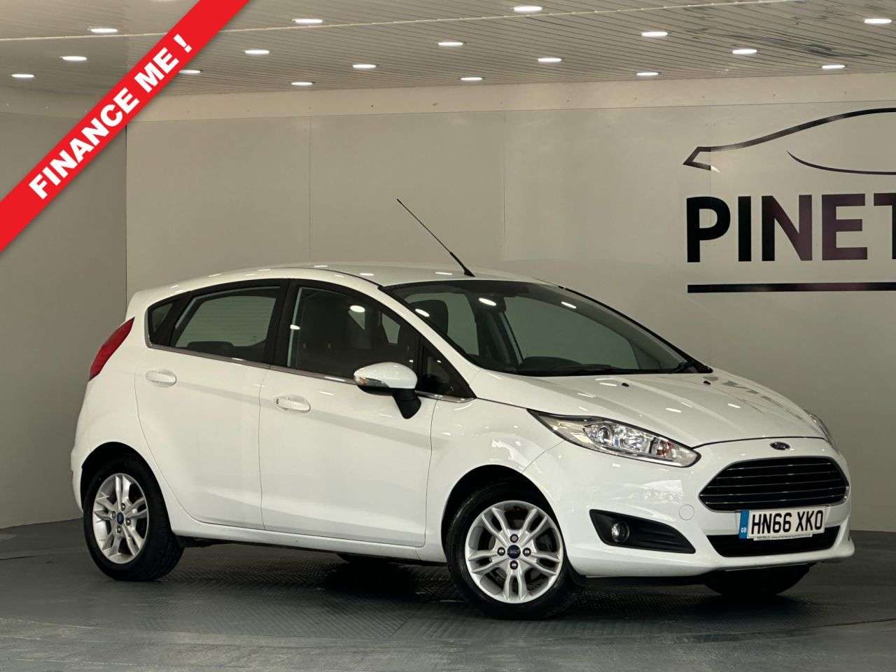 A 2016 FORD FIESTA 1.0T EcoBoost Zetec Hatchback 5dr Petrol Manual Euro 6 (s/s) (100 ps) A 2016 FORD FIESTA 1.0T EcoBoost Zetec Hatchback 5dr Petrol Manual Euro 6 (s/s) (100 ps)