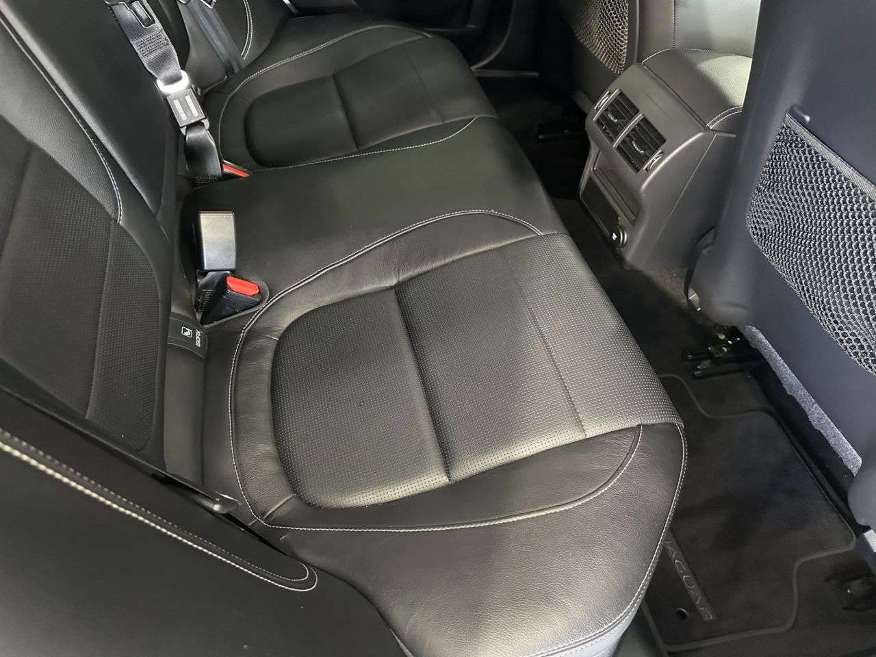 2019 JAGUAR XE 2019 JAGUAR XE