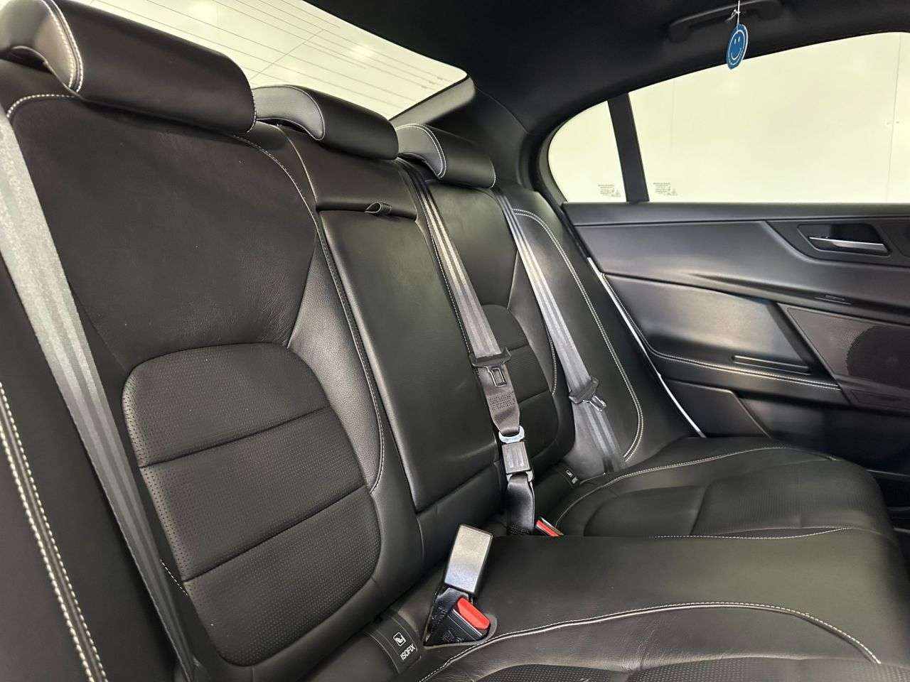 2019 JAGUAR XE 2019 JAGUAR XE