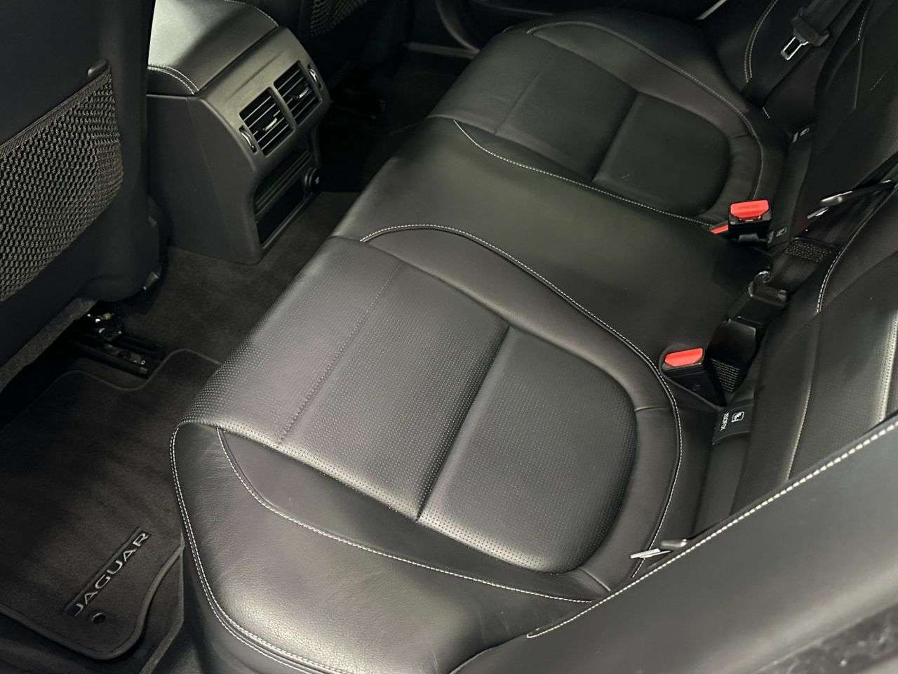 2019 JAGUAR XE 2019 JAGUAR XE