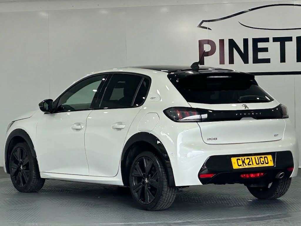 2021 PEUGEOT 208 2021 PEUGEOT 208