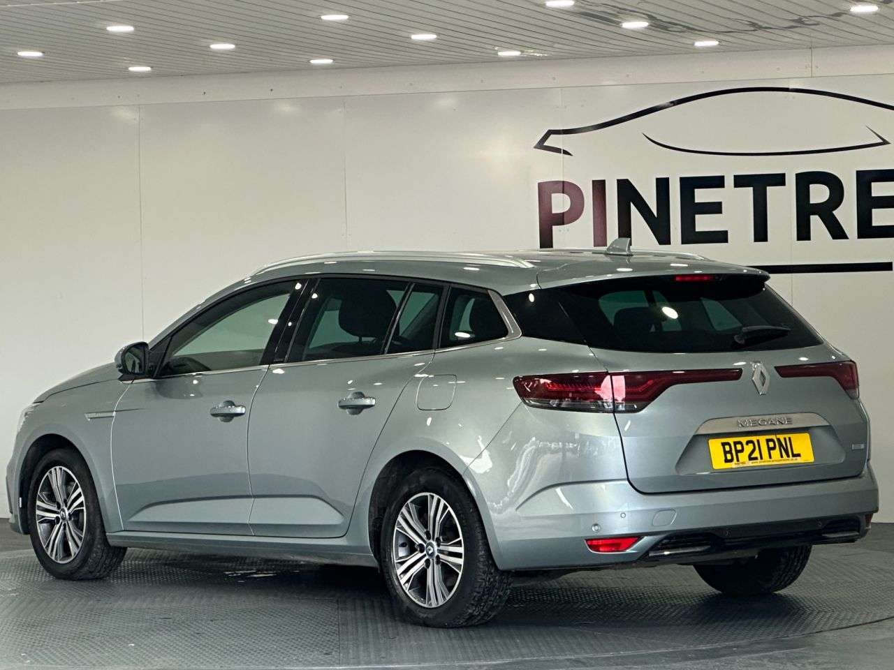 2021 RENAULT MEGANE 2021 RENAULT MEGANE