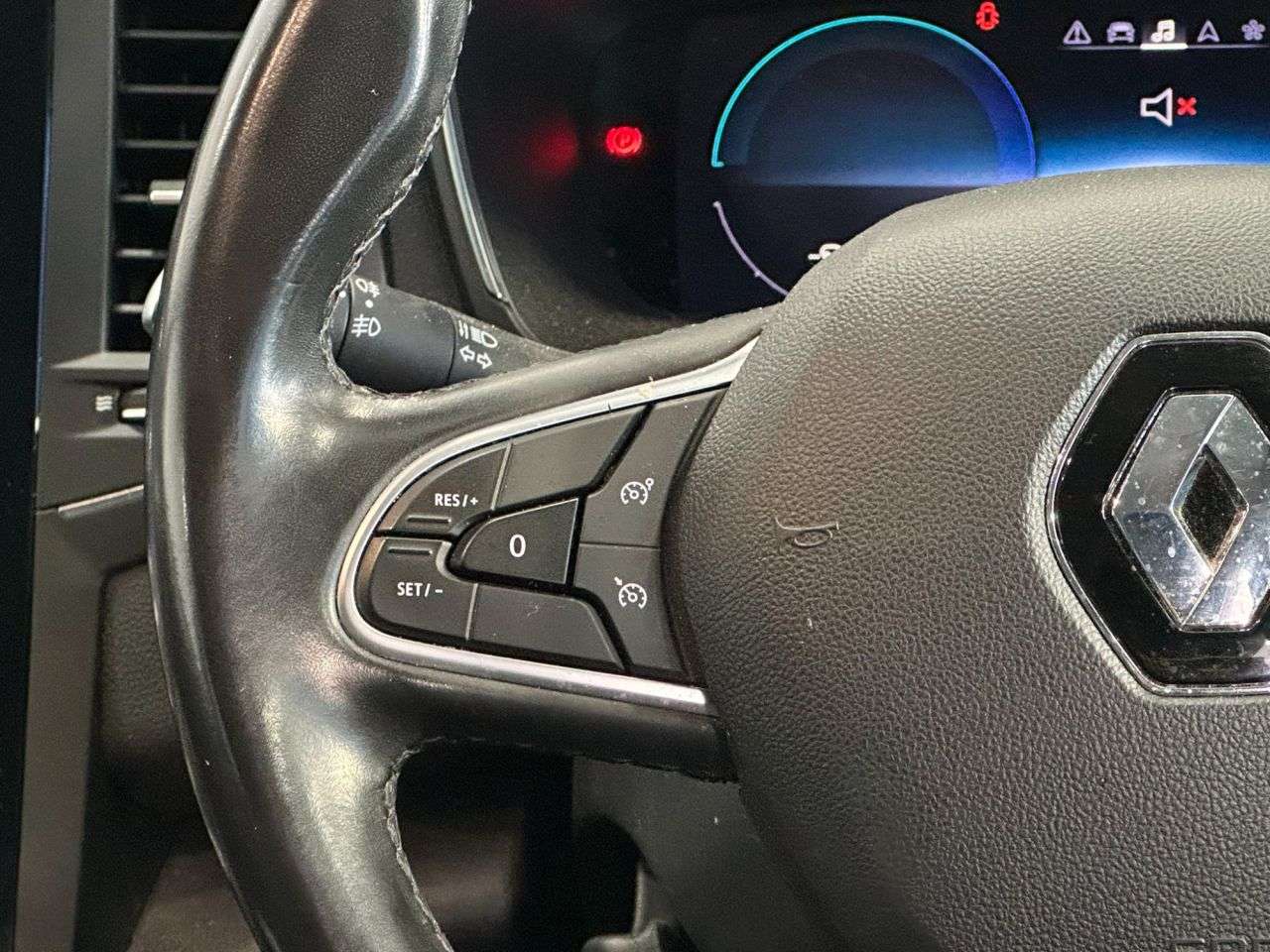 2021 RENAULT MEGANE 2021 RENAULT MEGANE