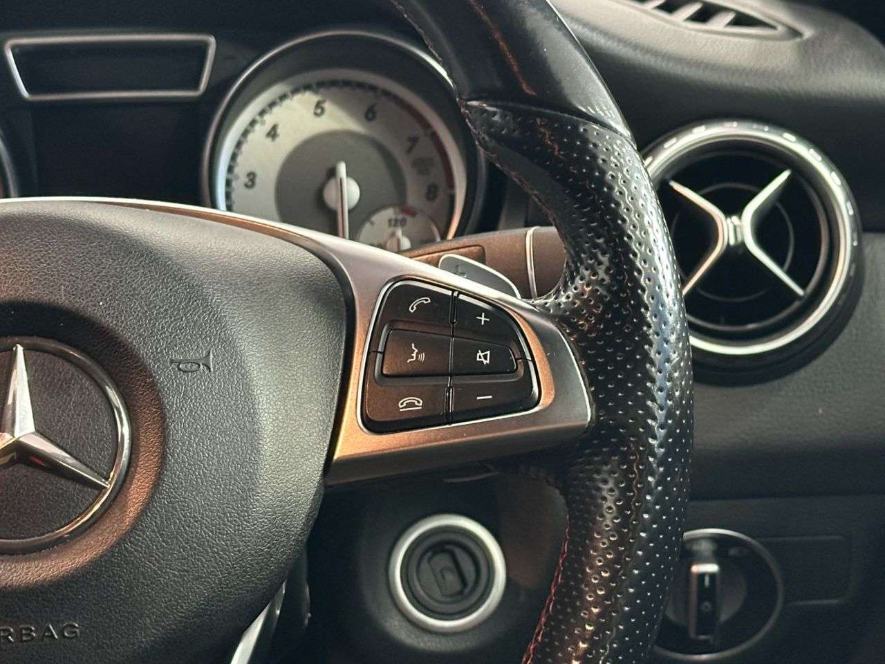 2017 MERCEDES-BENZ GLA 2017 MERCEDES-BENZ GLA