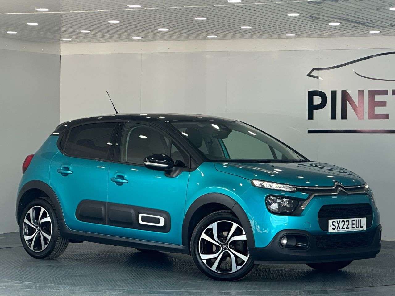 A 2022 CITROEN C3 1.5 BlueHDi Shine Plus Hatchback 5dr Diesel Manual Euro 6 (s/s) (100 ps) A 2022 CITROEN C3 1.5 BlueHDi Shine Plus Hatchback 5dr Diesel Manual Euro 6 (s/s) (100 ps)