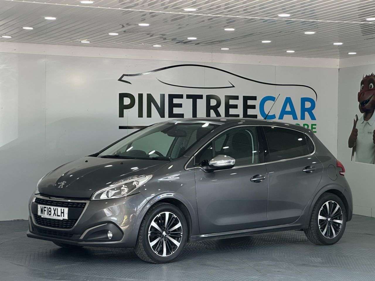 A 2018 PEUGEOT 208 1.2 PureTech Allure Premium Hatchback 5dr Petrol Manual Euro 6 (s/s) (82 ps A 2018 PEUGEOT 208 1.2 PureTech Allure Premium Hatchback 5dr Petrol Manual Euro 6 (s/s) (82 ps