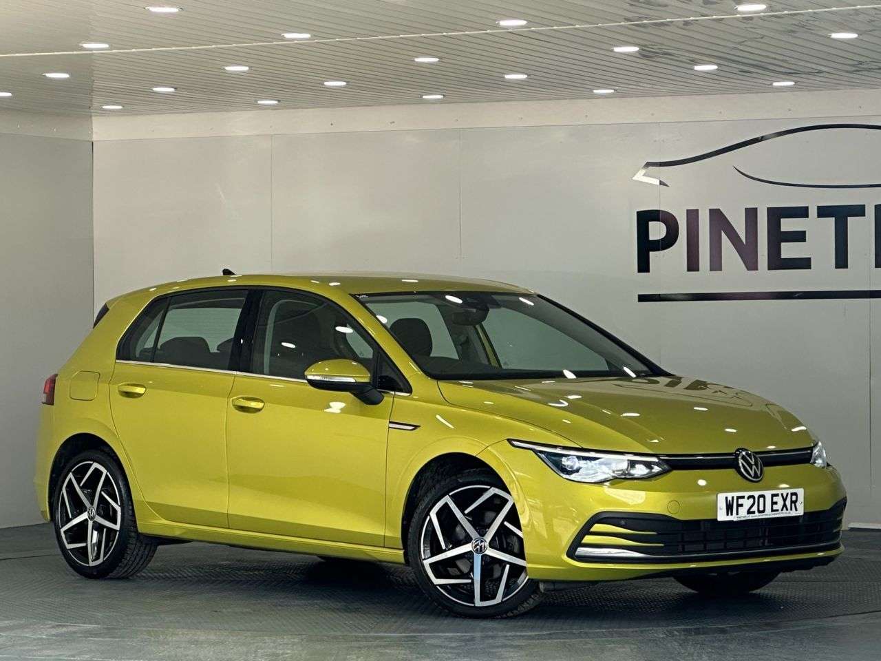 A 2020 VOLKSWAGEN GOLF 1.5 eTSI MHEV Style Hatchback 5dr Petrol Hybrid DSG Euro 6 (s/s) (150 ps) A 2020 VOLKSWAGEN GOLF 1.5 eTSI MHEV Style Hatchback 5dr Petrol Hybrid DSG Euro 6 (s/s) (150 ps)