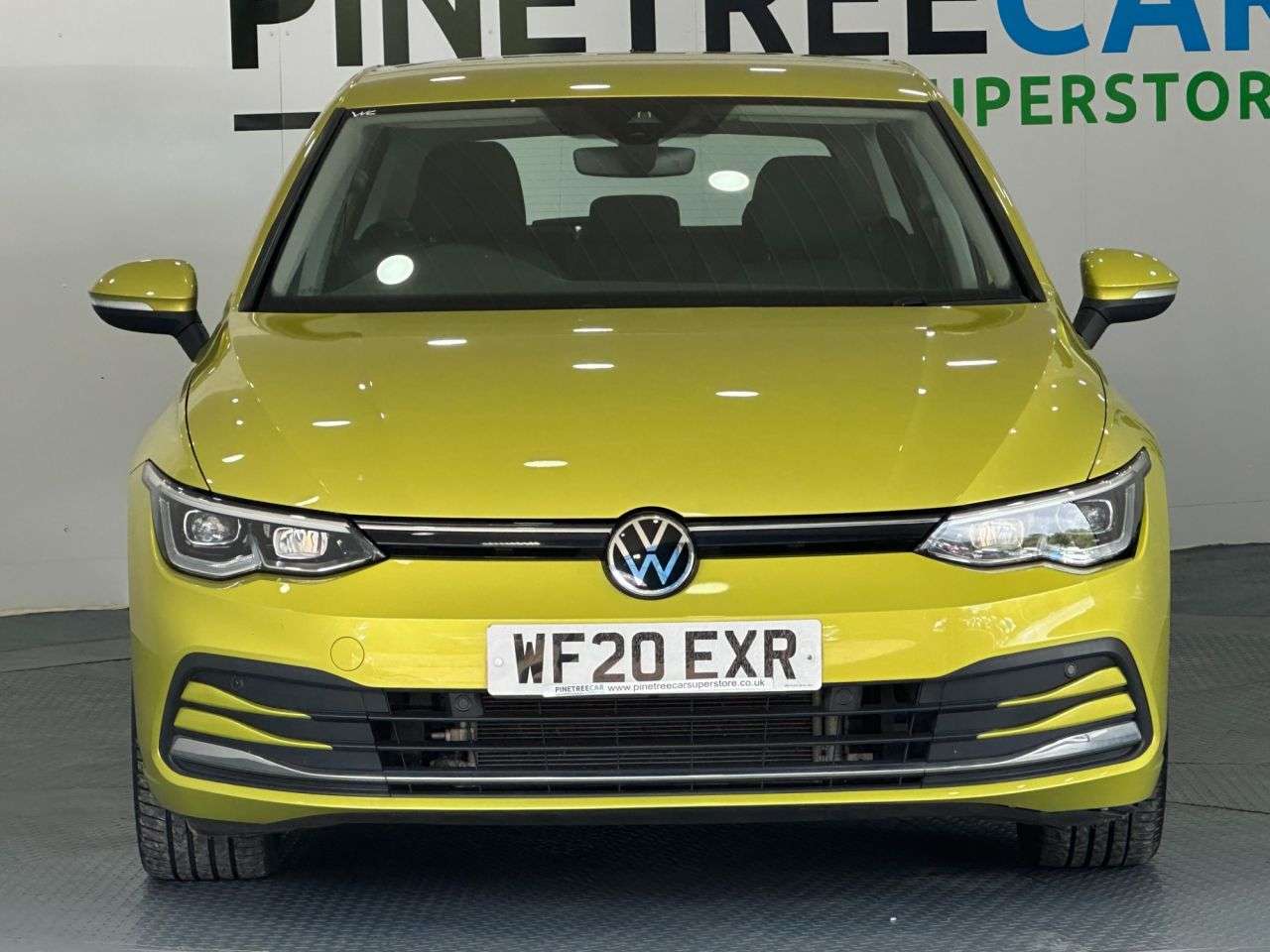 A 2020 VOLKSWAGEN GOLF 1.5 eTSI MHEV Style Hatchback 5dr Petrol Hybrid DSG Euro 6 (s/s) (150 ps) A 2020 VOLKSWAGEN GOLF 1.5 eTSI MHEV Style Hatchback 5dr Petrol Hybrid DSG Euro 6 (s/s) (150 ps)
