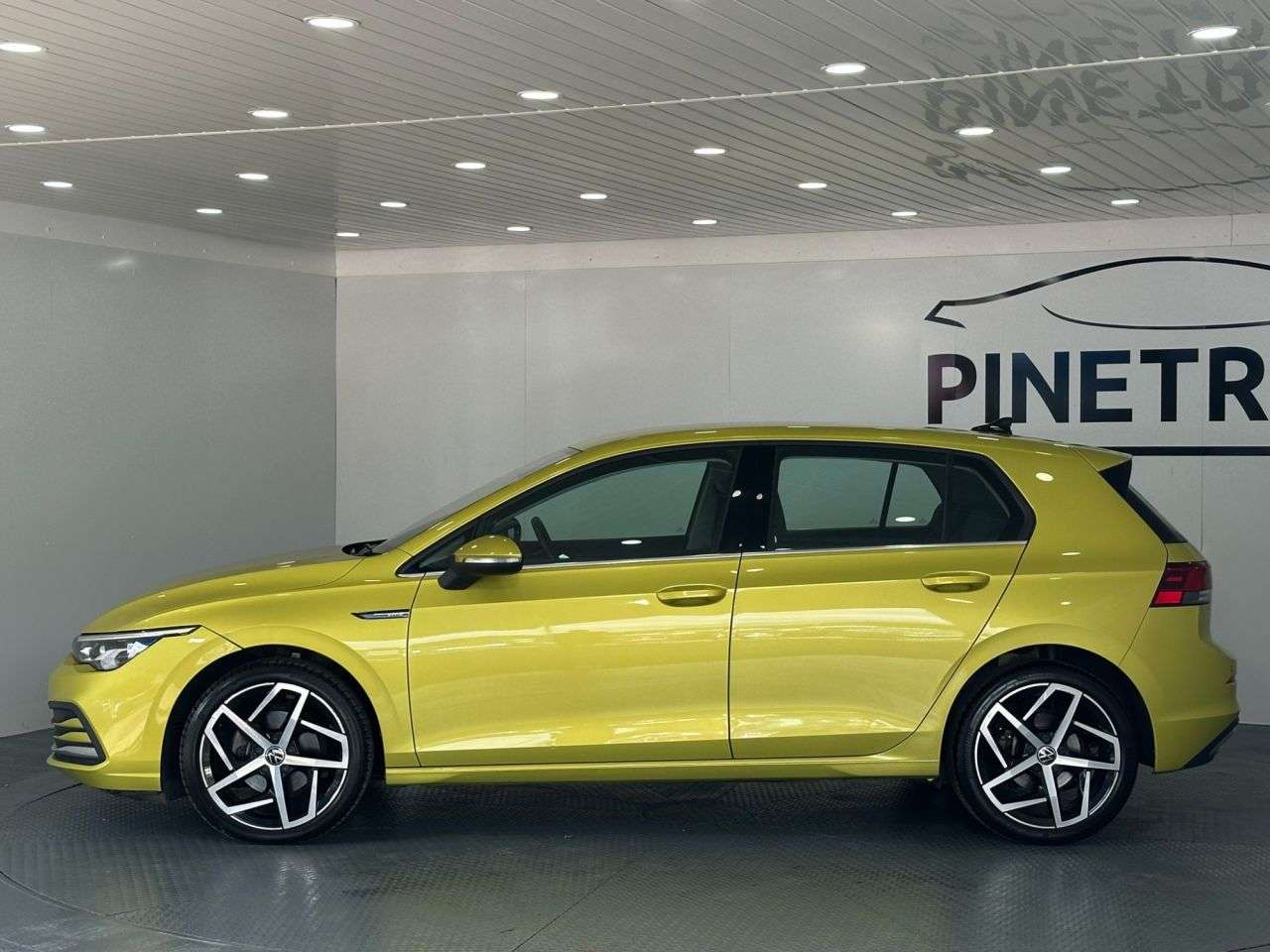 2020 VOLKSWAGEN GOLF 2020 VOLKSWAGEN GOLF
