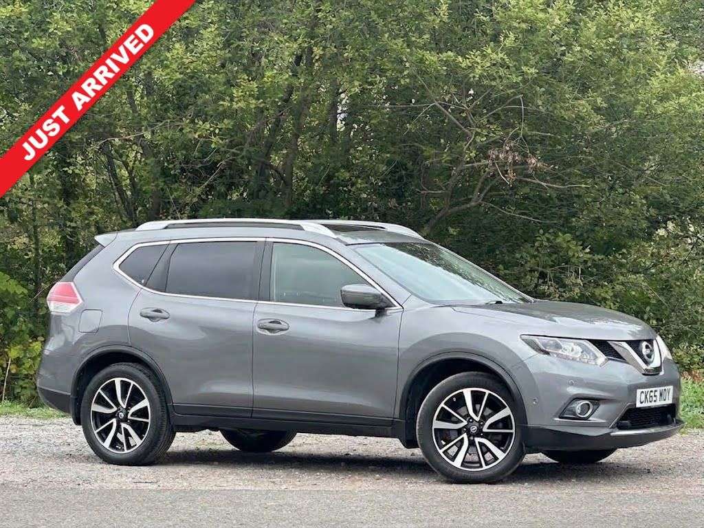 A 2015 NISSAN X-TRAIL 1.6 DIG-T Tekna SUV 5dr Petrol Manual Euro 6 (s/s) (163 ps) A 2015 NISSAN X-TRAIL 1.6 DIG-T Tekna SUV 5dr Petrol Manual Euro 6 (s/s) (163 ps)