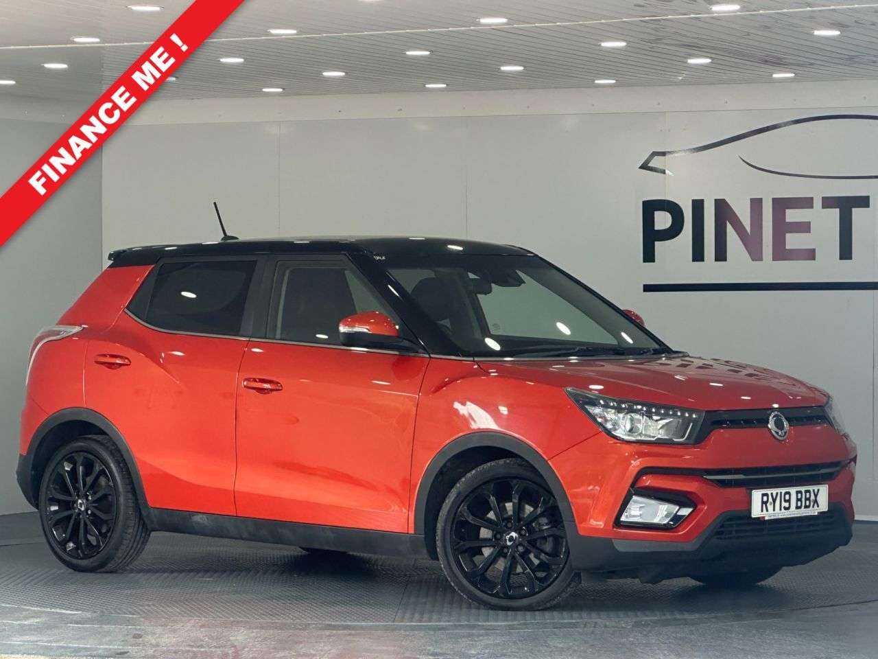 A 2019 SSANGYONG TIVOLI 1.6D LE SUV 5dr Diesel Auto Euro 6 (115 ps) A 2019 SSANGYONG TIVOLI 1.6D LE SUV 5dr Diesel Auto Euro 6 (115 ps)