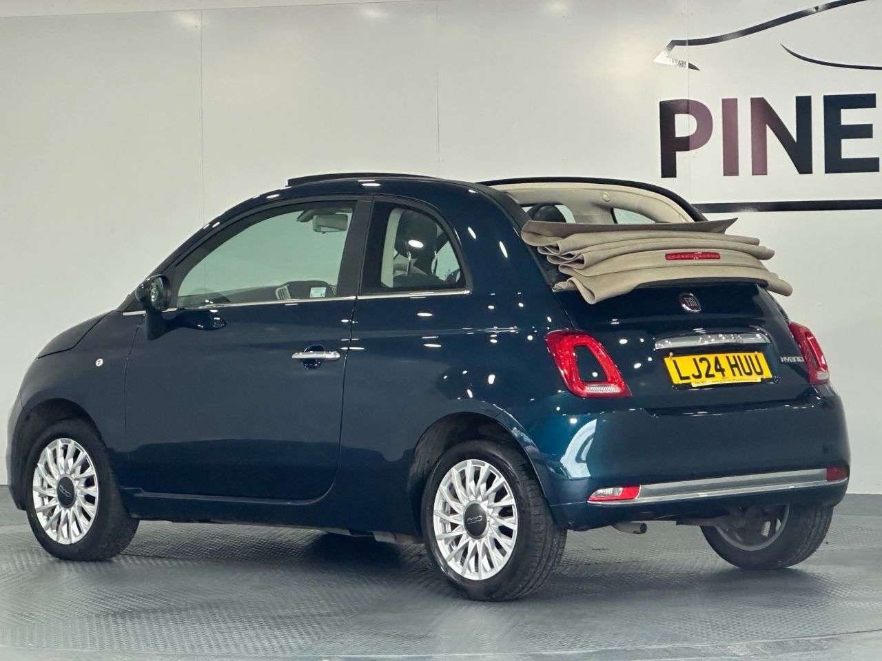 2024 FIAT 500C 2024 FIAT 500C