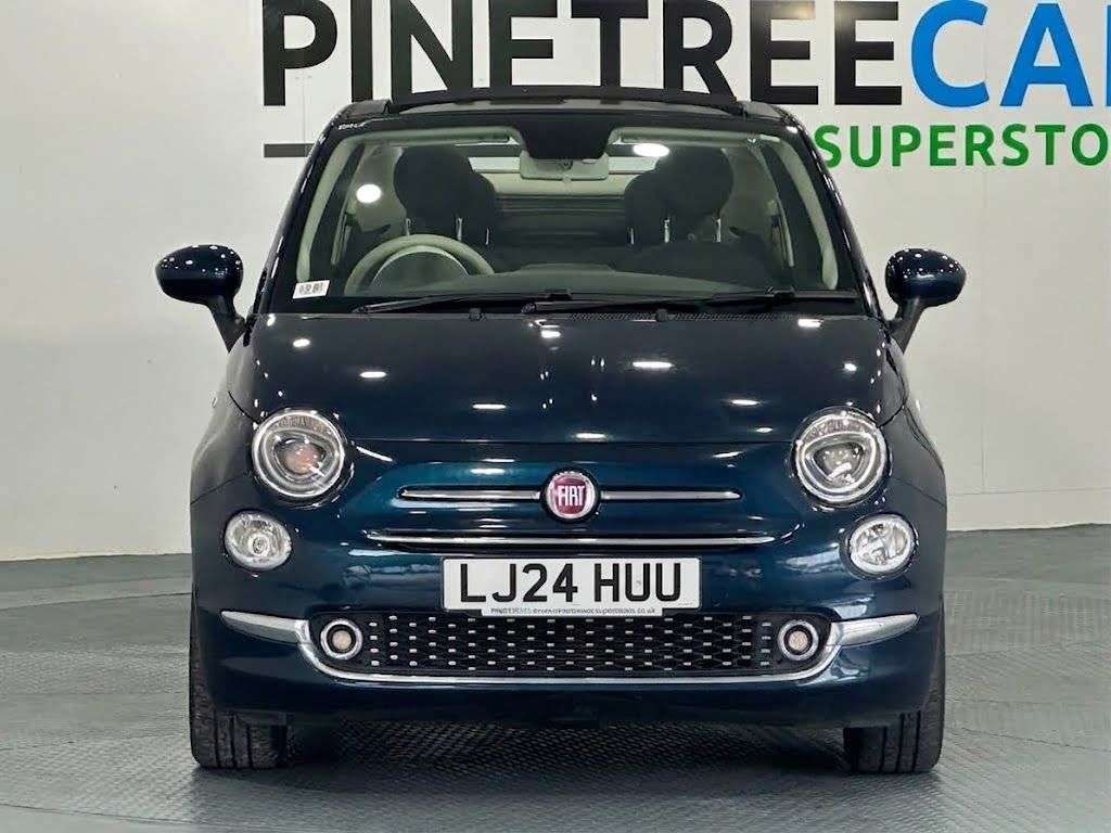 A 2024 FIAT 500C 1.0 MHEV Convertible 2dr Petrol Manual Euro 6 (s/s) (70 bhp) A 2024 FIAT 500C 1.0 MHEV Convertible 2dr Petrol Manual Euro 6 (s/s) (70 bhp)