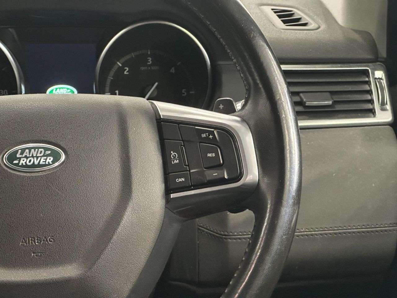2018 LAND ROVER DISCOVERY SPORT 2018 LAND ROVER DISCOVERY SPORT
