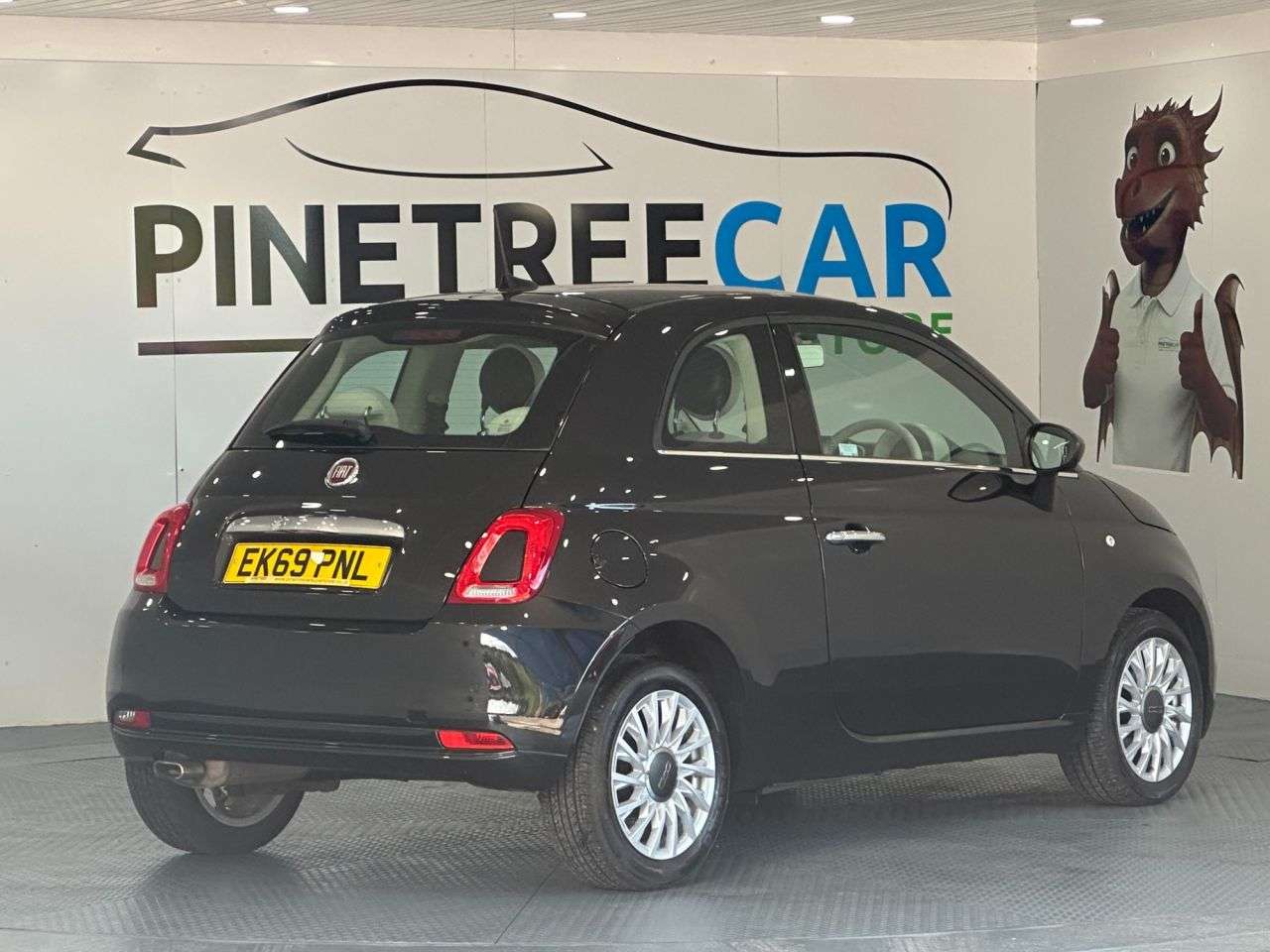 2019 FIAT 500 2019 FIAT 500