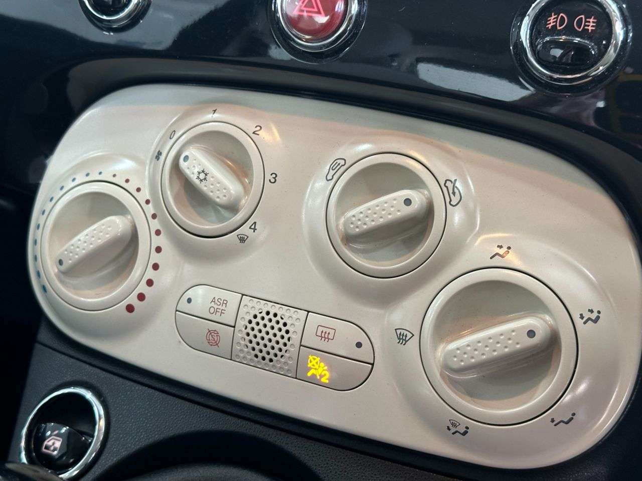 2019 FIAT 500 2019 FIAT 500