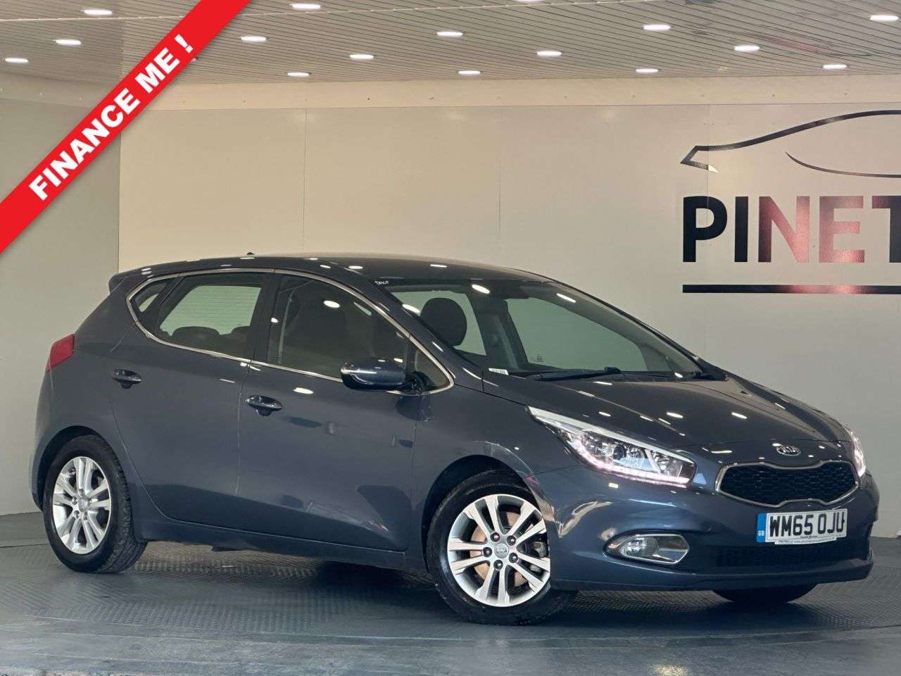 A 2016 KIA CEED 1.6 CRDi 2 Hatchback 5dr Diesel Auto Euro 5 (126 bhp) A 2016 KIA CEED 1.6 CRDi 2 Hatchback 5dr Diesel Auto Euro 5 (126 bhp)
