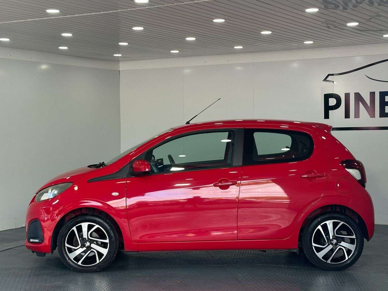 2015 PEUGEOT 108 2015 PEUGEOT 108