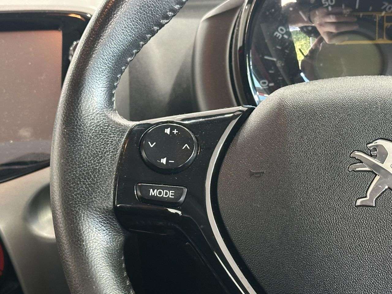 2015 PEUGEOT 108 2015 PEUGEOT 108