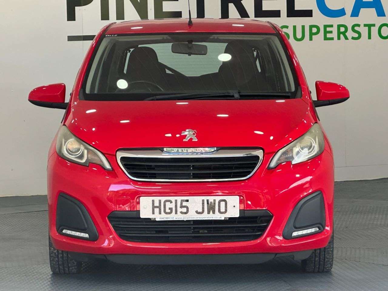 A 2015 PEUGEOT 108 1.0 VTi Active Hatchback 5dr Petrol 2 Tronic Euro 5 Euro 5 (68 ps) A 2015 PEUGEOT 108 1.0 VTi Active Hatchback 5dr Petrol 2 Tronic Euro 5 Euro 5 (68 ps)