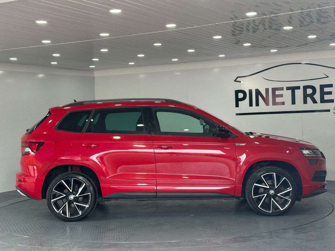 2021 SKODA KAROQ 2021 SKODA KAROQ