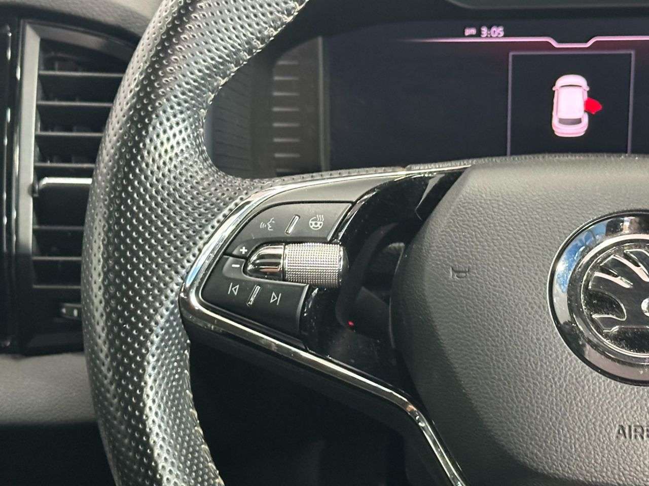 2021 SKODA KAROQ 2021 SKODA KAROQ